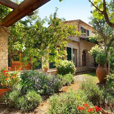 Can Mir Villa